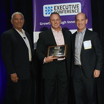 Mouser VP Todd McAtee Receives ECIA Distinguished Service Award