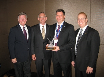 Molex Awards MVP to Mouser Electronics' Director Tom Bila 